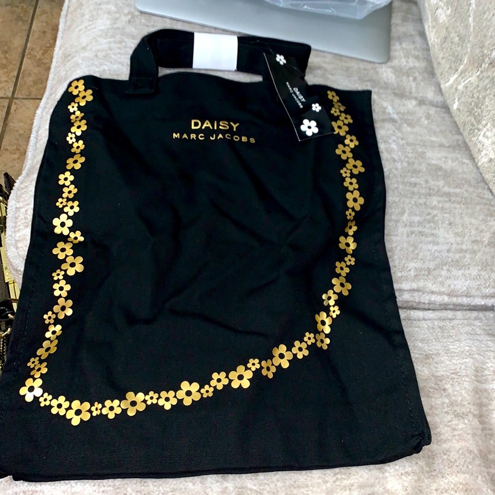 Marc Jacob’s Daisy tote